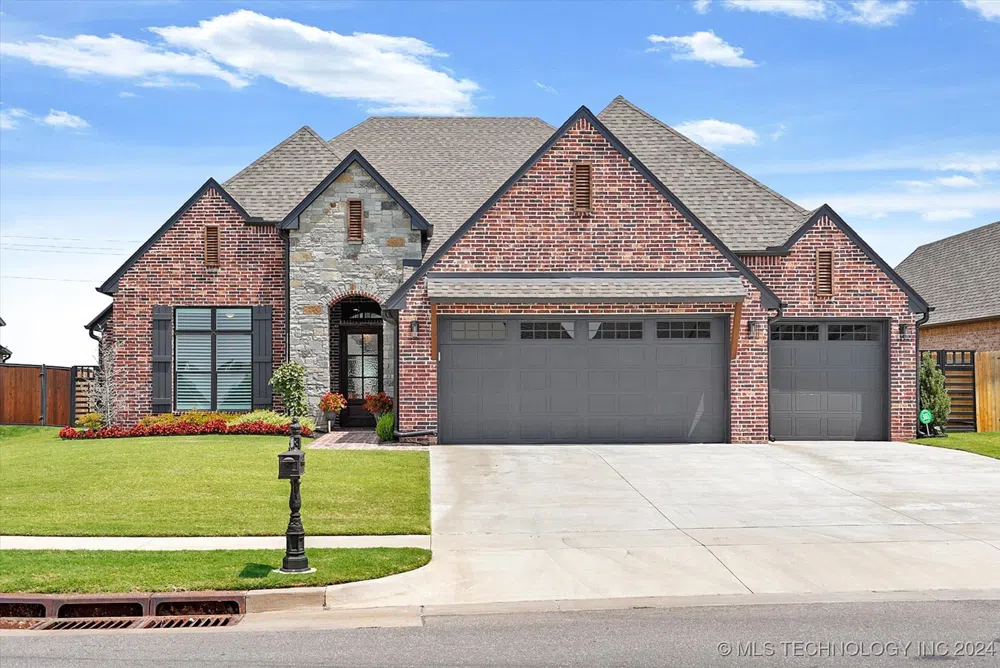 12507 S Granite Avenue