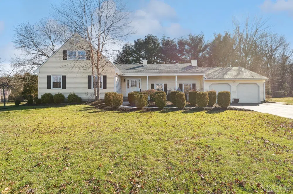 14 Meadowbrook Drive