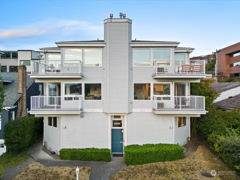 2348 Yale Avenue E #301