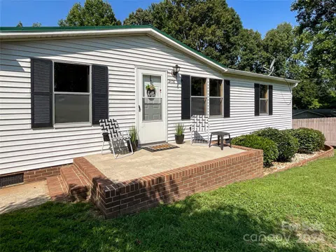 2458 Ridgecrest Drive