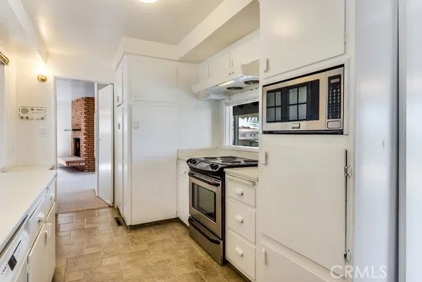 552 Via Del Monte Palos Verdes Estates, CA 90274