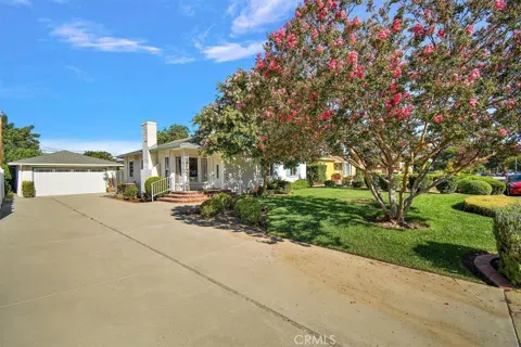 515 S Montezuma Way