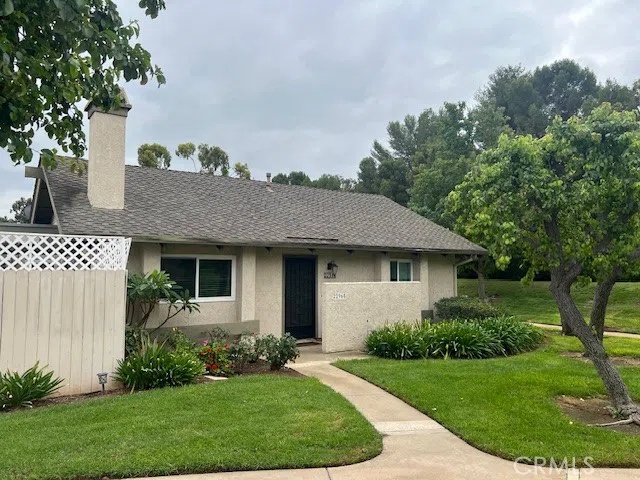 22965 Caminito Olivia #51 Laguna Hills, CA 92653