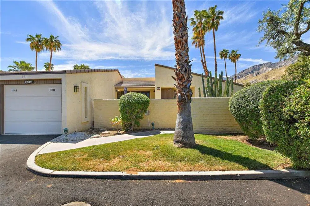 391 E La Verne Way Palm Springs, CA 92264