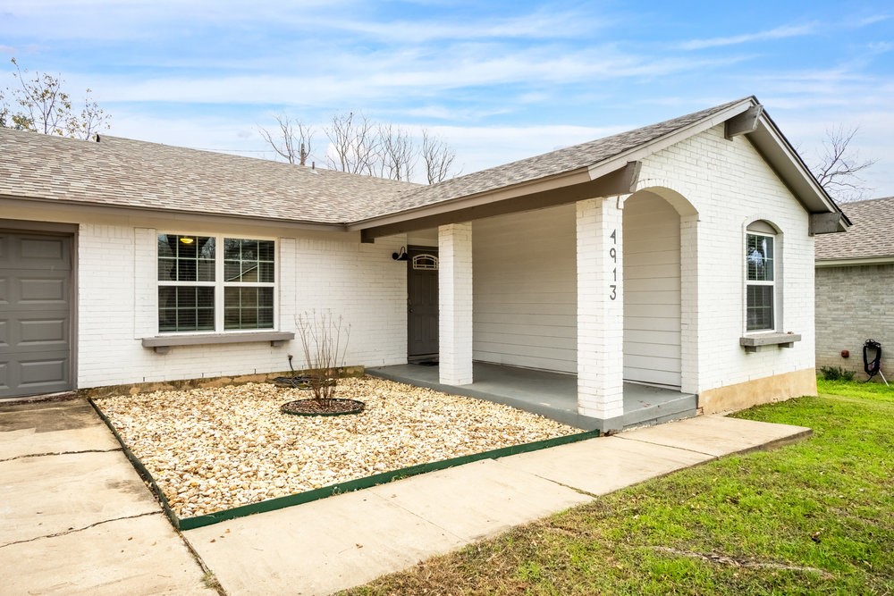 4913 Broadhill Drive