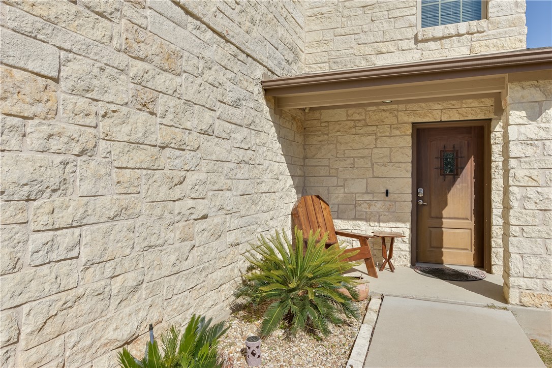 7120 Outfitter Drive