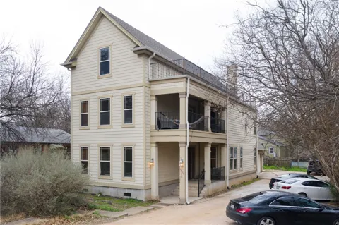 4805 Duval Street