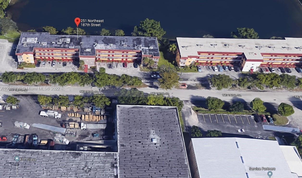 251 NE 187th St #827