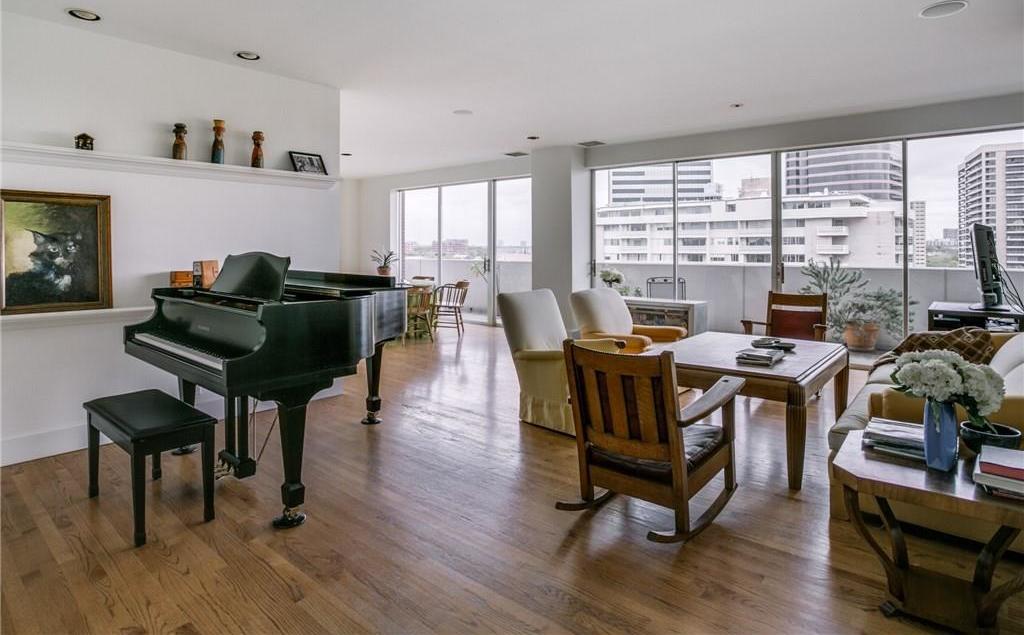 3601 Turtle Creek Boulevard #901