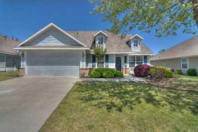 9828 Tanglebrush Drive