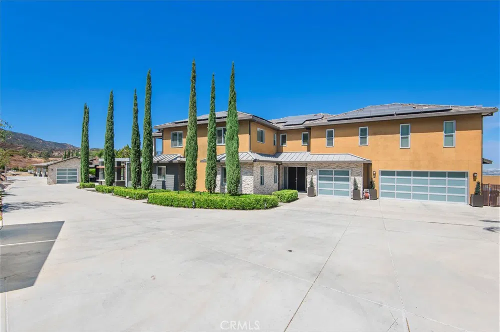 1264 Duxbury Circle Corona, CA 92882