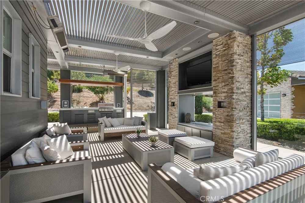 1264 Duxbury Circle Corona, CA 92882