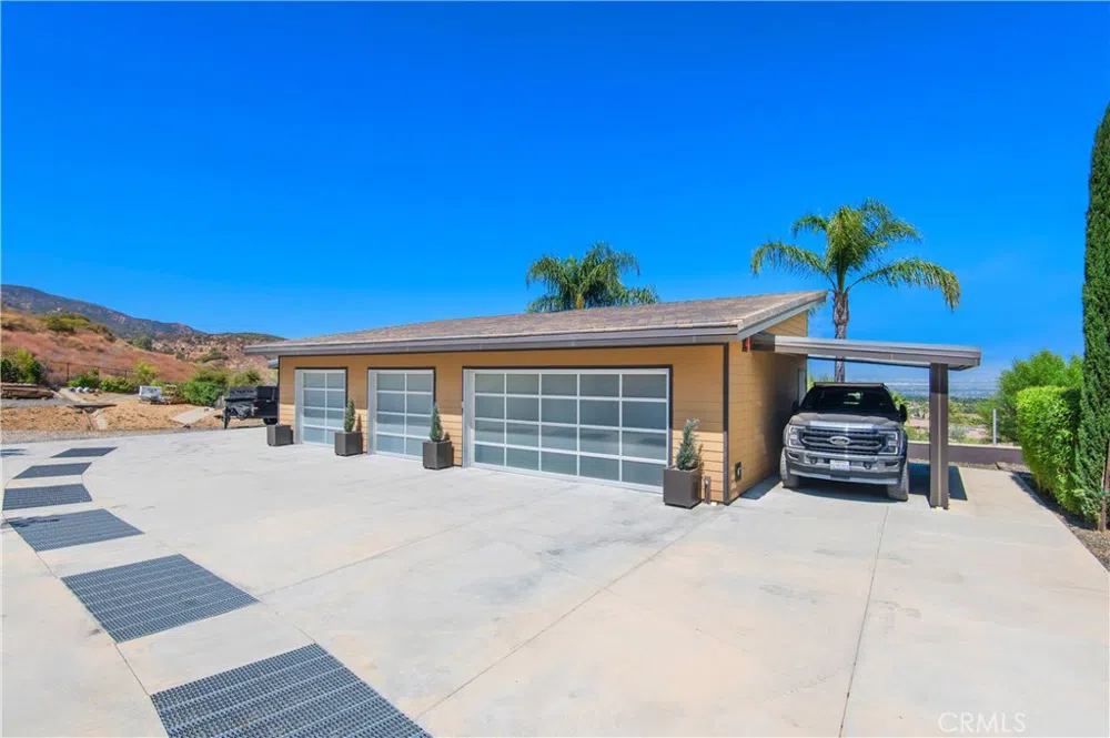 1264 Duxbury Circle Corona, CA 92882