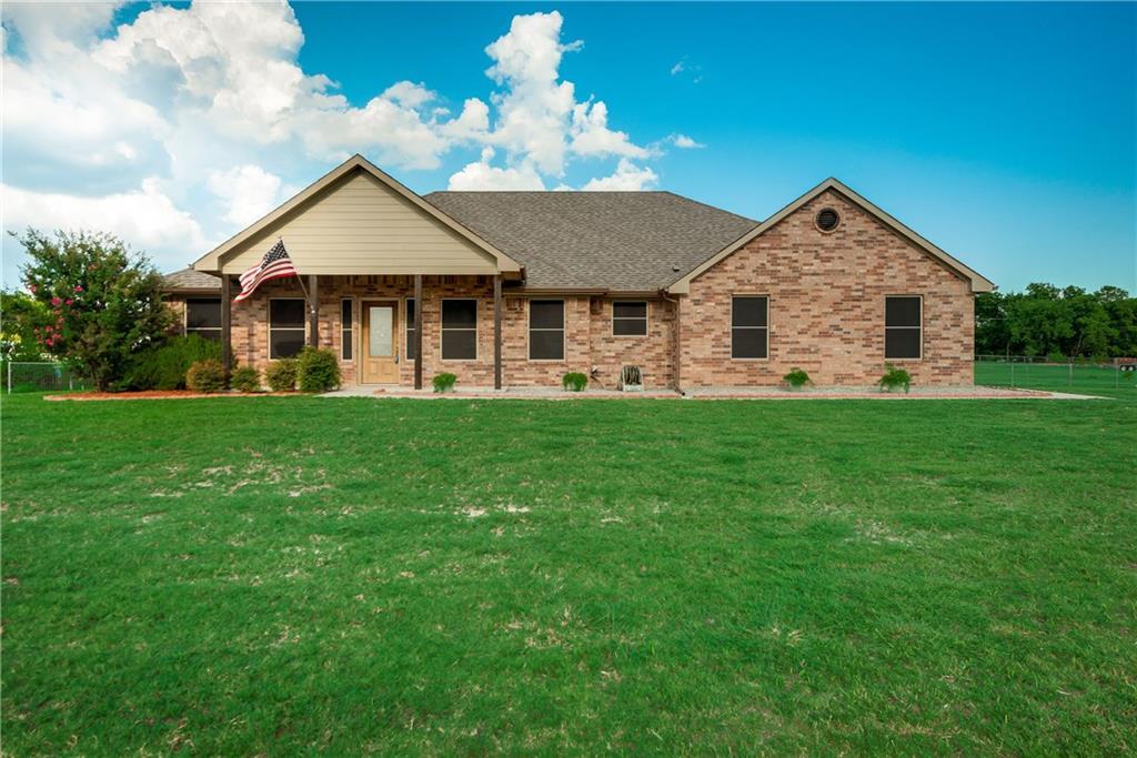 263 Maple Circle Nevada, Texas 75173