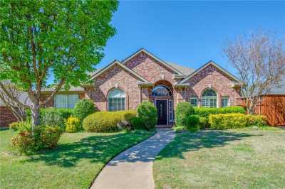 2429 Elm Leaf Lane