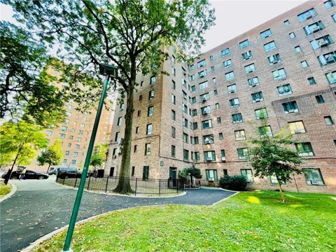1569 Metropolitan Avenue #5F