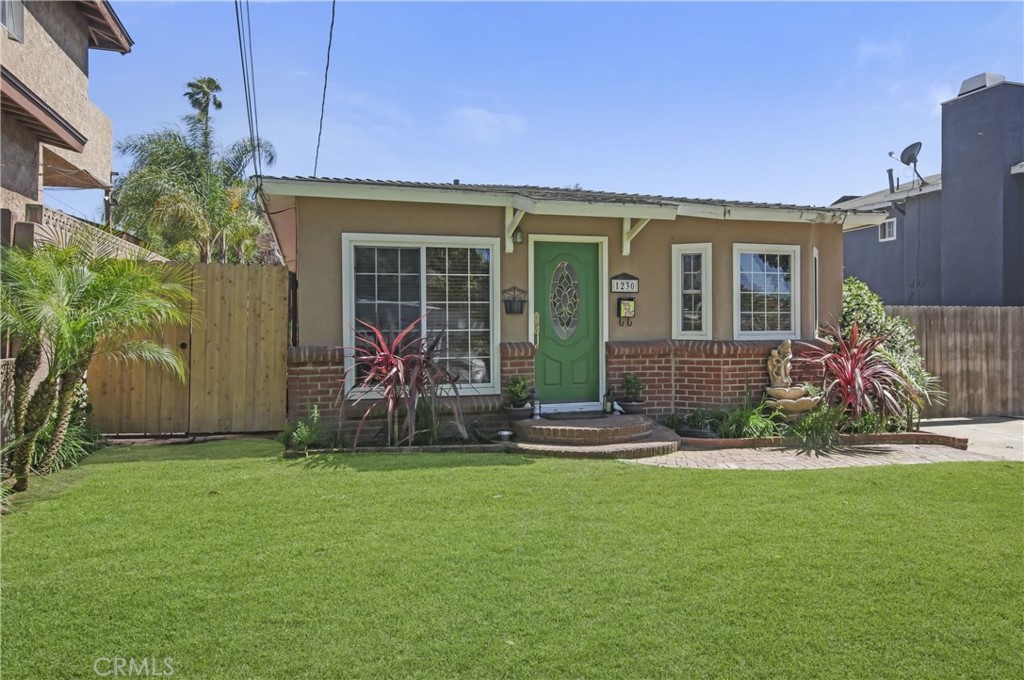 1230 E Pine Avenue El Segundo, CA 90245