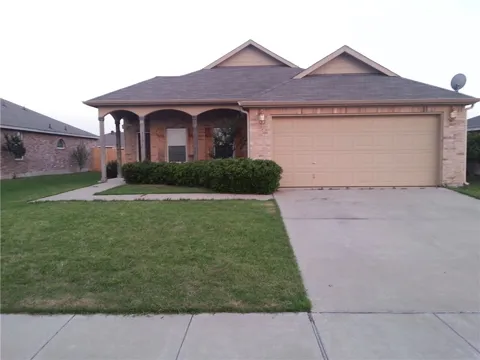 3004 Waterfront Drive