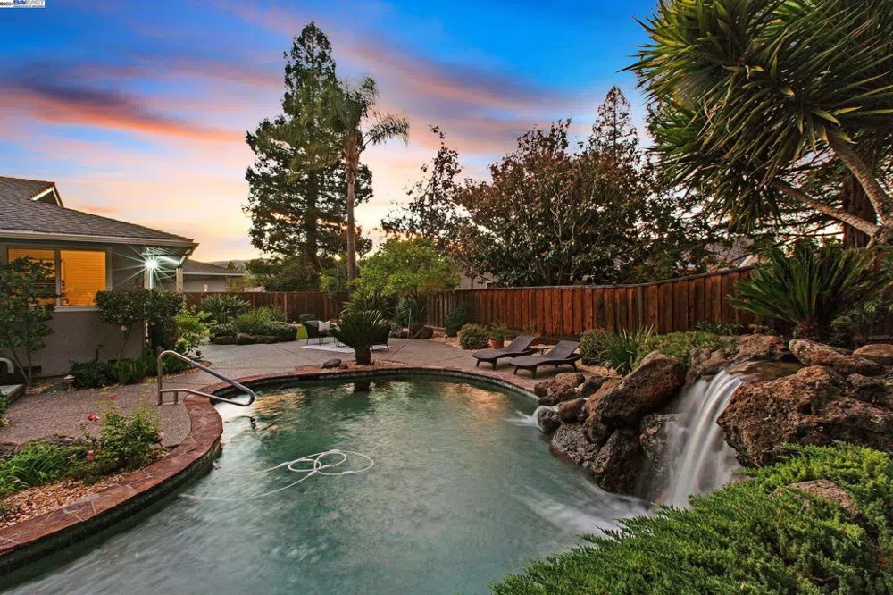 9484 Alcosta Blvd San Ramon, CA 94583