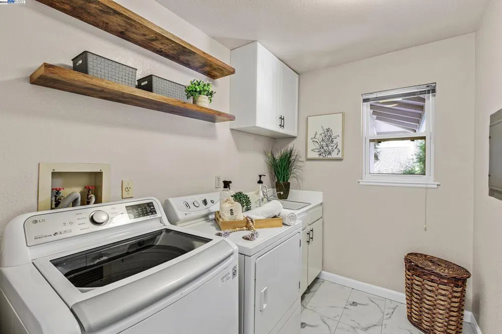 9484 Alcosta Blvd San Ramon, CA 94583