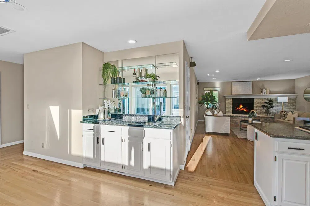 9484 Alcosta Blvd San Ramon, CA 94583