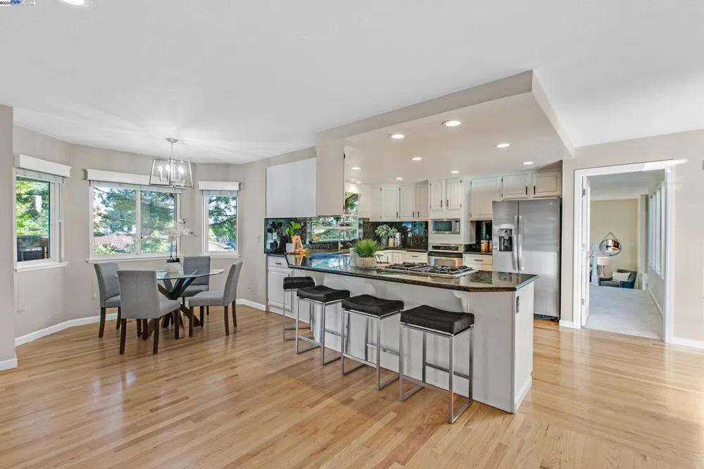9484 Alcosta Blvd San Ramon, CA 94583