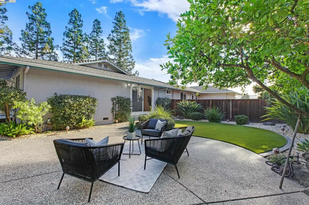 9484 Alcosta Blvd San Ramon, CA 94583