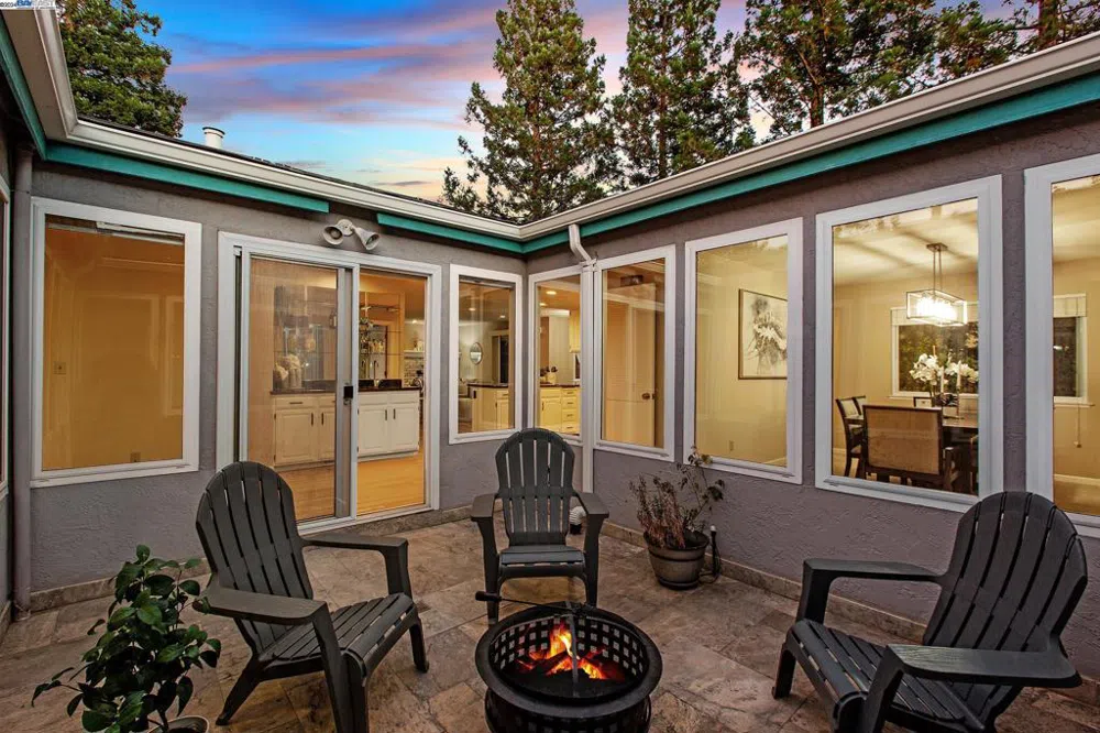 9484 Alcosta Blvd San Ramon, CA 94583