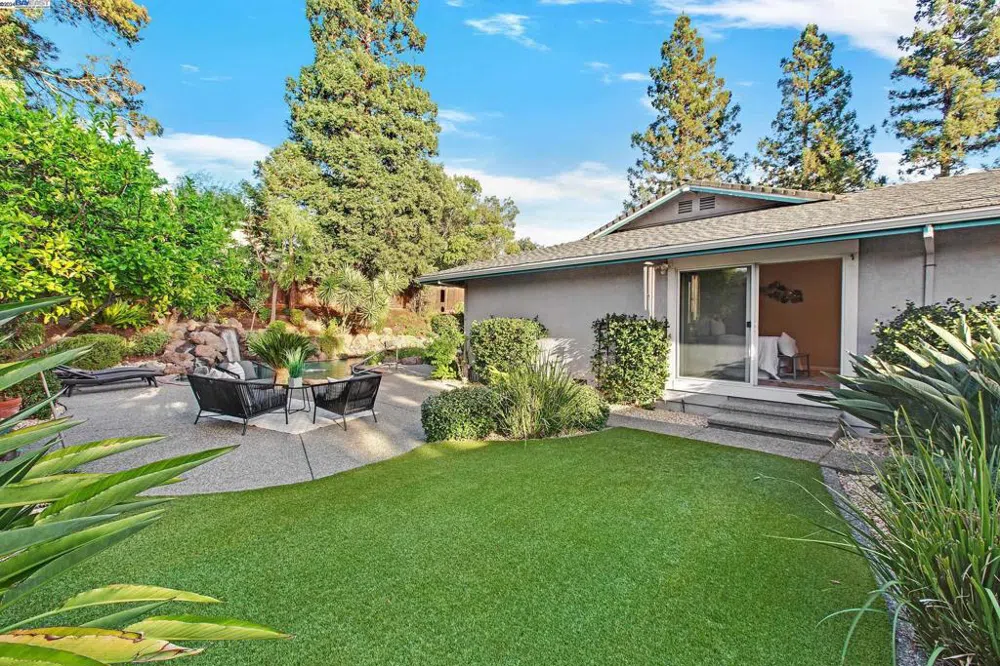 9484 Alcosta Blvd San Ramon, CA 94583