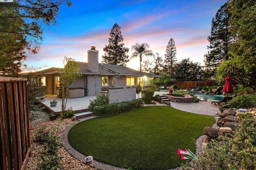 9484 Alcosta Blvd San Ramon, CA 94583