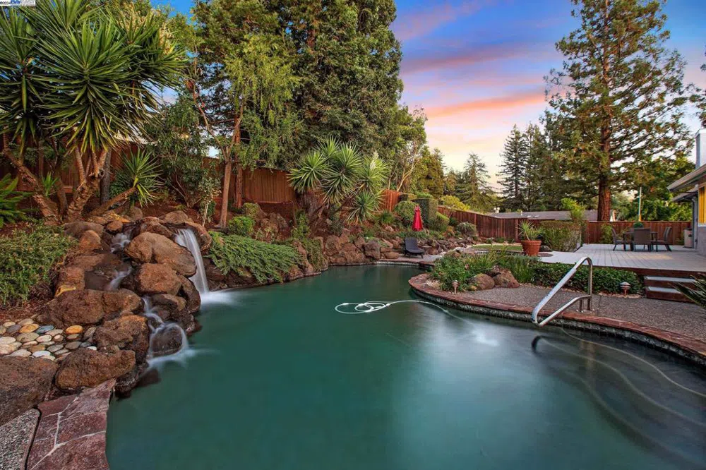 9484 Alcosta Blvd San Ramon, CA 94583