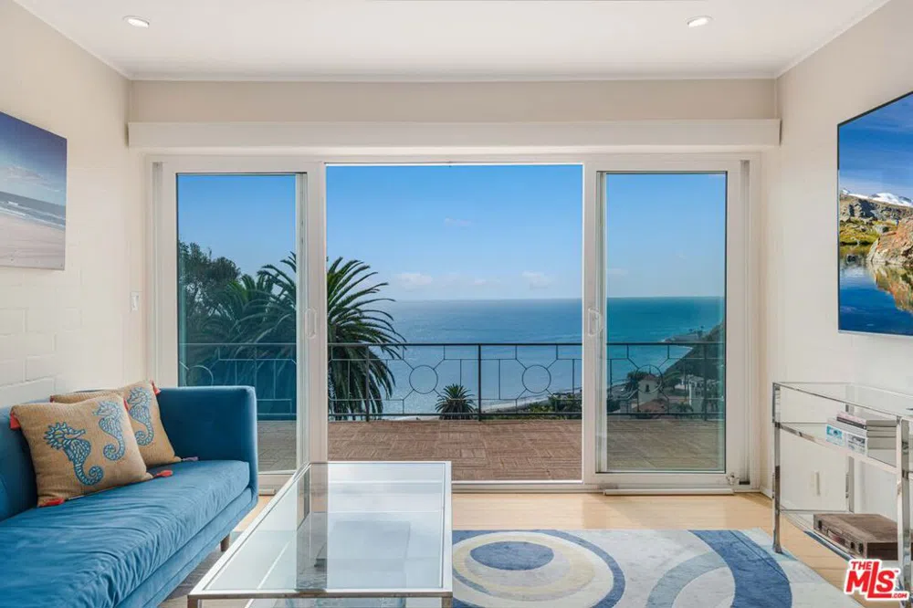 315 N Las Casas Avenue