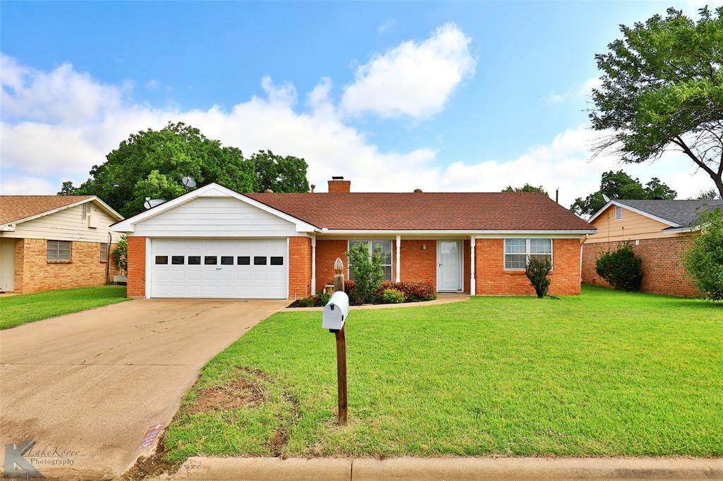 2942 Edgemont Drive