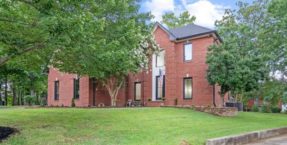 133 Dartmoore Dr Clarksville, TN 37043