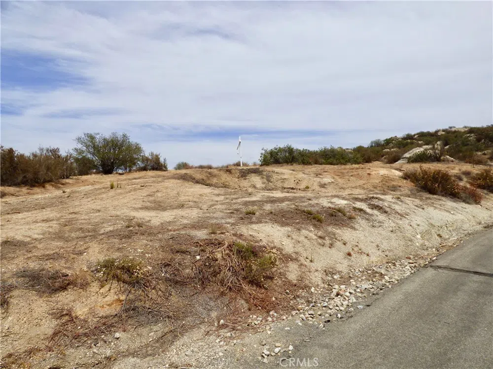 22990 Sky Mesa Road Homeland, CA 92548