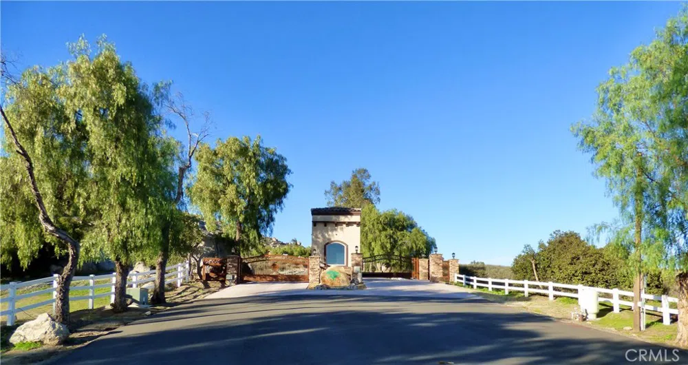 22990 Sky Mesa Road Homeland, CA 92548