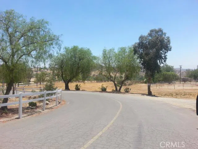 23051 Sky Mesa Road Homeland, CA 92548