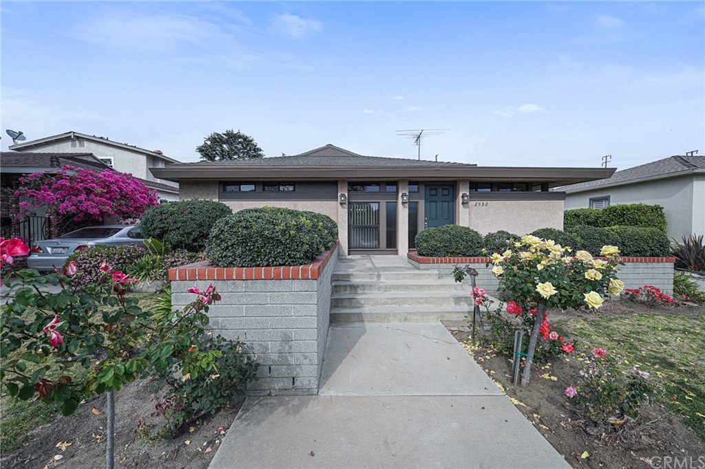 2932 Tilden Avenue West Los Angeles, CA 90064