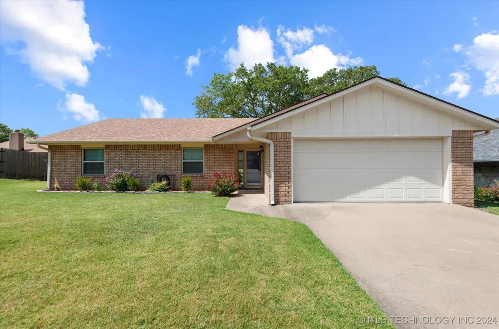 119 Canterbury Court