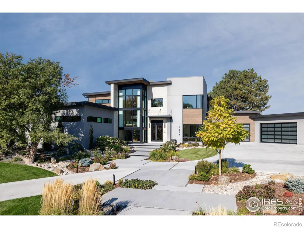 5206 Fossil Creek Drive