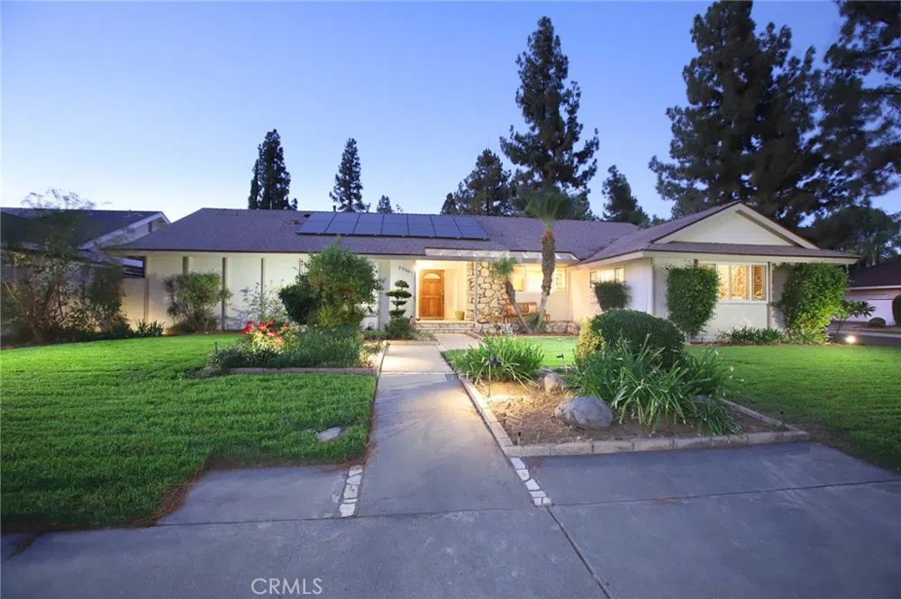 23301 Arminta Street