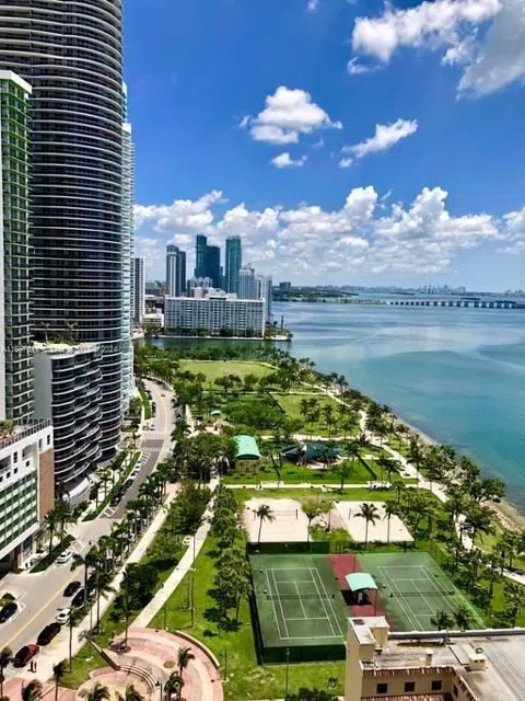 1717 N Bayshore Drive #A2539