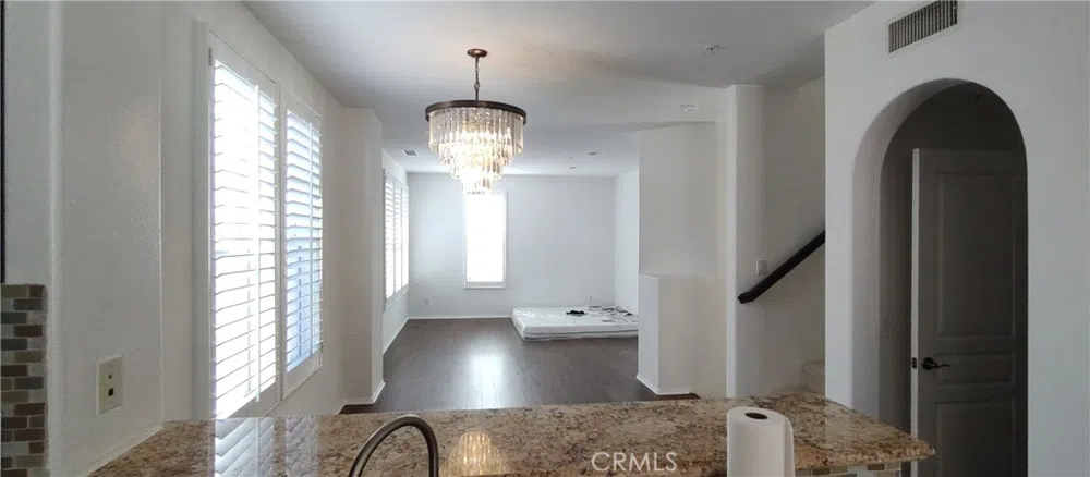 32 Tall Oak Irvine, CA 92603
