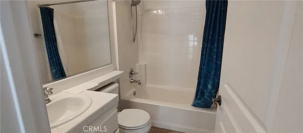 32 Tall Oak Irvine, CA 92603