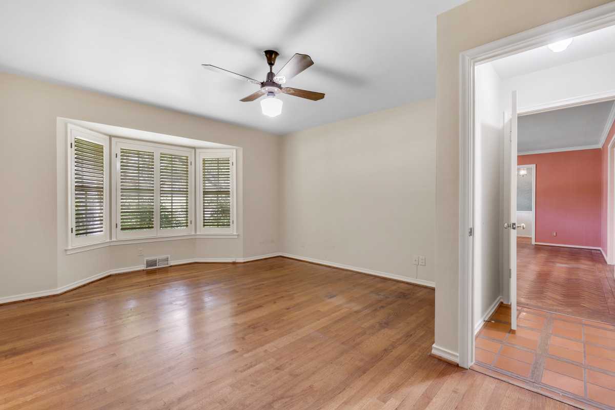 14048 Brookridge Drive Dallas, TX 75240