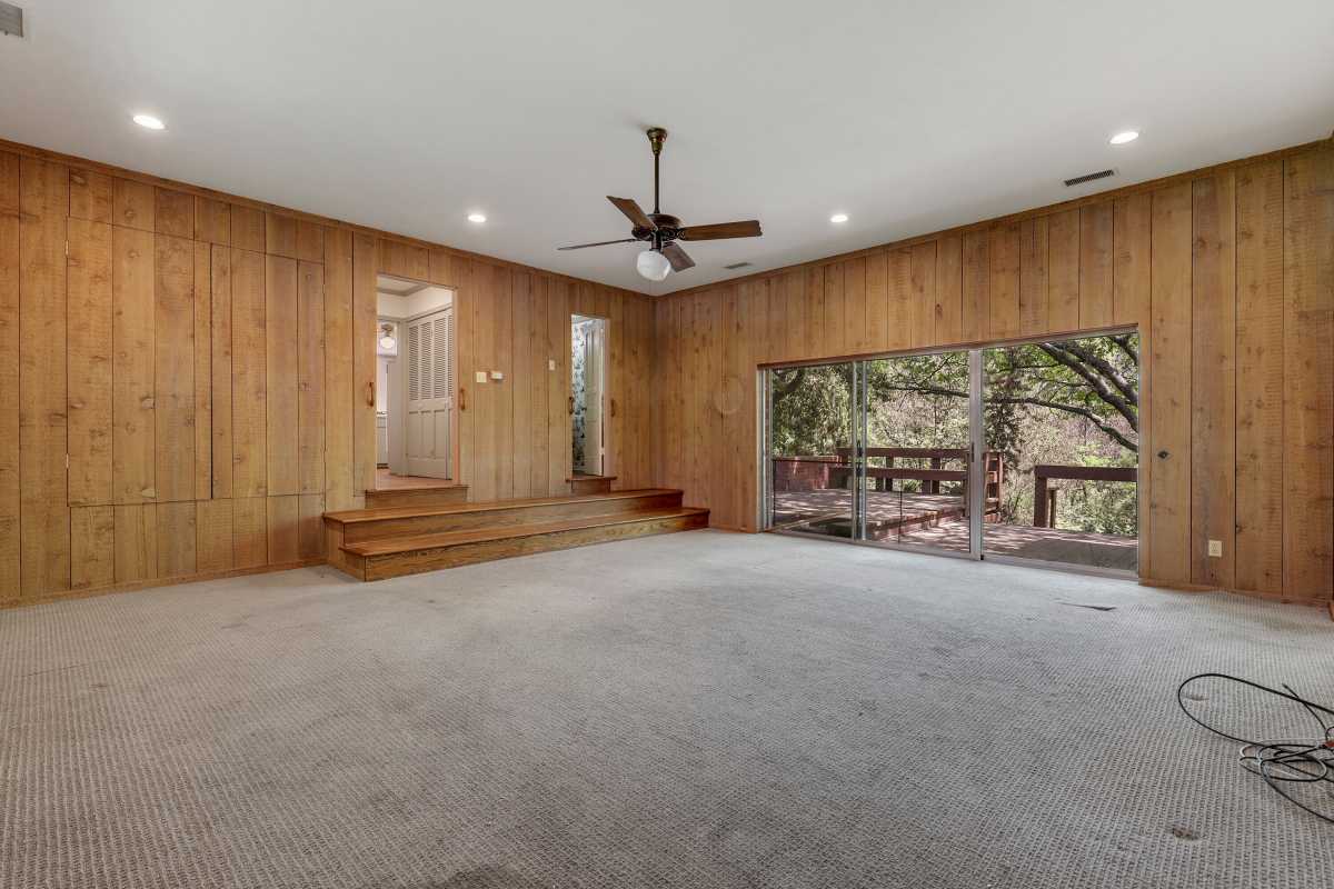 14048 Brookridge Drive Dallas, TX 75240