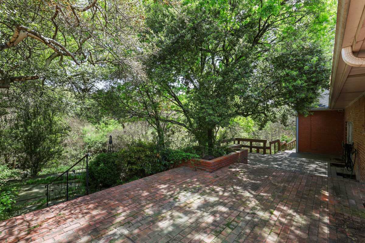 14048 Brookridge Drive Dallas, TX 75240