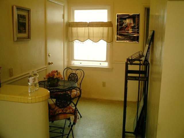 8017 Crenshaw Inglewood, CA 90305