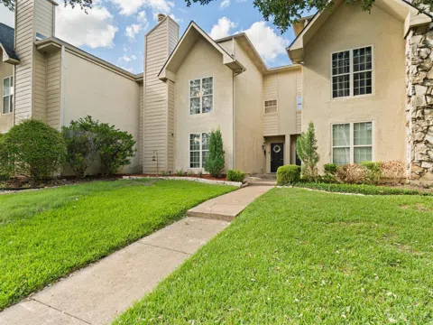 9453 Timberleaf Drive