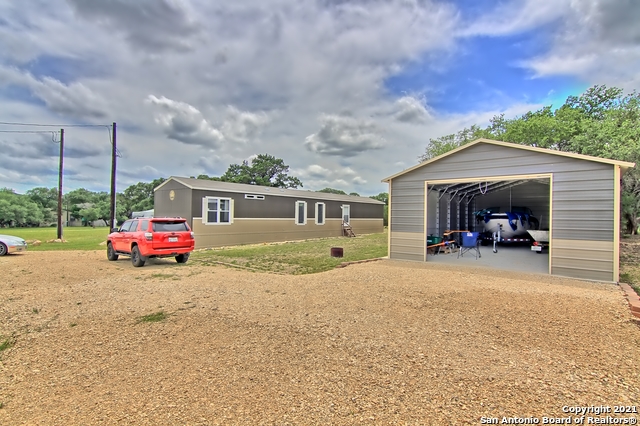 488 Private Road 1507